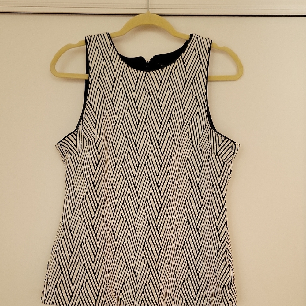 Banana Republic Brown Sleeveless Shirt - M